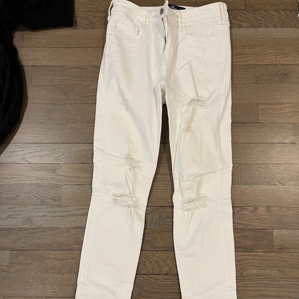 Hollister Ripped Skinny Jeans